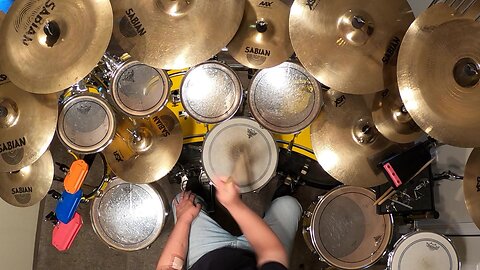 Drummer seeks kidney donor for transplant - adds impromptu one hand drum solo jam