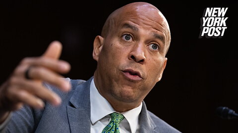 Cory Booker keeps an eye on Biden: 'Is he gonna doze off on me'