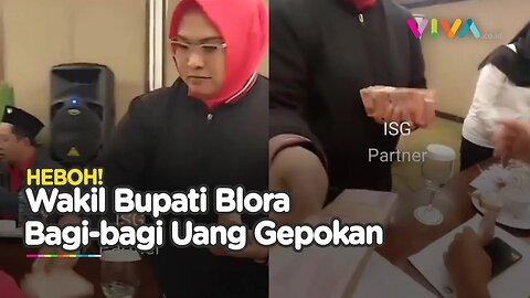 Di Acara PDIP, Wakil Bupati Blora Bagi-bagi Uang Segepok