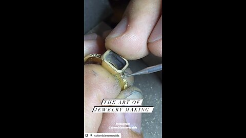 And making emerald and diamond bezel solitaire with accent yellow gold statement ring 18K