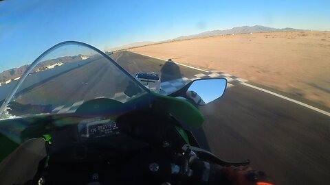 Stock Kawasaki fast lap with Andrew Lee Racing