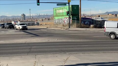 Driving You Crazy: Who has the right-of-way when cars come out of the parking area at Washington and Ringsby?