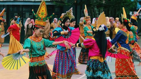 The Bugis people: two genders, not five