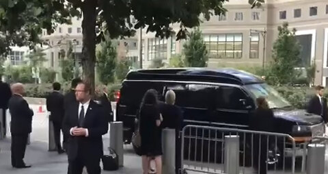 911 Hillary Clinton Viral Van Video Explained by Hotel Supervisor