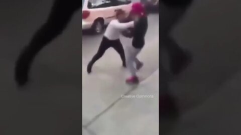 CRAZY STREET BRAWL GONE WILD!!!😱😲😬