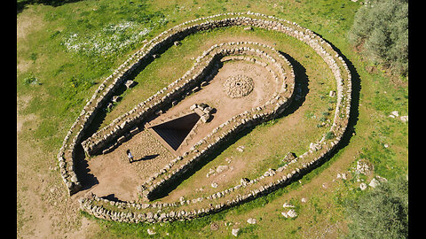 Ancient Well of Santa Cristina - The world's first Camera