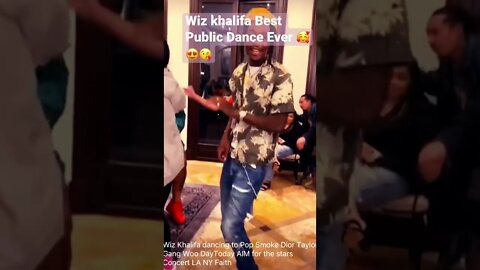 Wiz khalifa Best Public Dance Ever 🥰😍😘