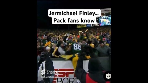 Jermichael Finley… Pack fans know #shorts #footballshorts #nfl #greenbaypackers #sports #football