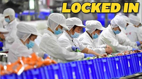 Shanghai Locks Workers in Factories Amid Covid Scare