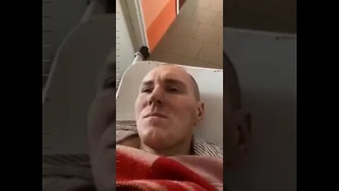 Russian soldier captured by ukrians, heavily wounded, in the hospital.