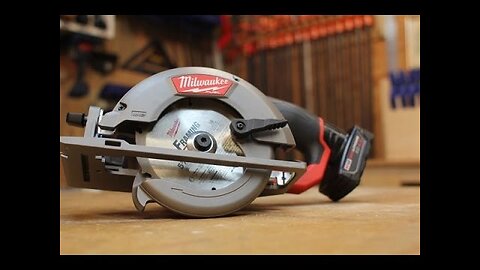 Milwaukee M12 FUEL 5-3/8" Circular Saw 2530-20 Review