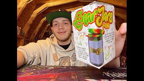 Reviewing GnarJars Mini !! (Best Stash Jar!)