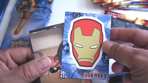 Marvel Iron Man 3 Movie Rack Pack Break