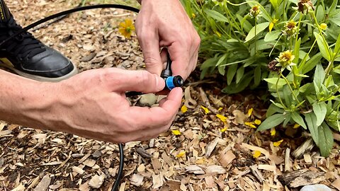 Drip Irrigation System with Quick Connector Complete Watering System 1/4'' Tubing, Drip Emitters