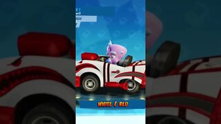 White & Red Paint Job Showcase - Crash Team Racing Nitro-Fueled