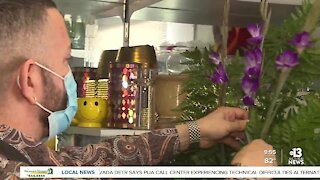 Las Vegas floral shop blooming with sales during pandemic