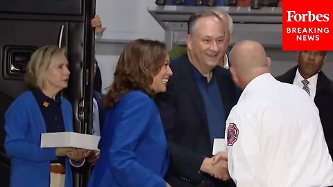 Kamala Harris, Tim Walz Bring Pennsylvania Firefighters Some Snacks During Pre-DNC Bus Stop Tour