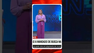 Policiais invadem casa de Trump mandado de busca e apreensão . @SHORTS CNN