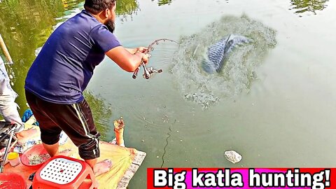 Big cat fish catching by hook||amazing hunting katla fish by amateur hunter