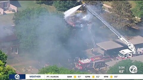 Auburn Hills residents picking up the pieces following Thursday fire that destroyed many townhomes