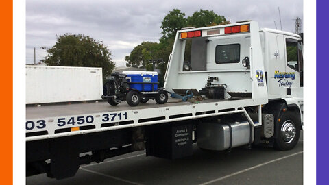 Australian Cops Dismantle Tents And Tow Cars of Protestors