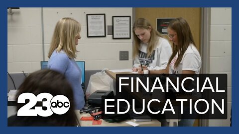 Mini bank opens in a Minnesota high school