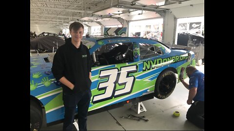 NASCAR driver races for organ donation