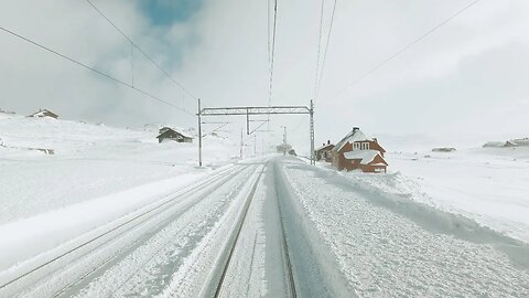 4K Cabview: Over the Mountain Pass on a sunny winter day