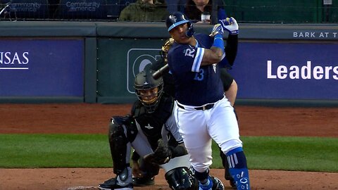 MLB Salvador Perez collects three hits vs. White Sox