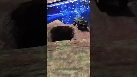 Axial SCX24 Hill climb aquarium short