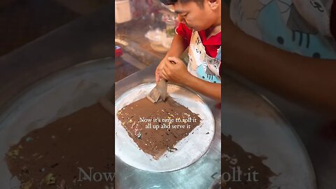 How they make ice cream in Thailand night markets 🇹🇭 Koh Samui Fisherman Village Market