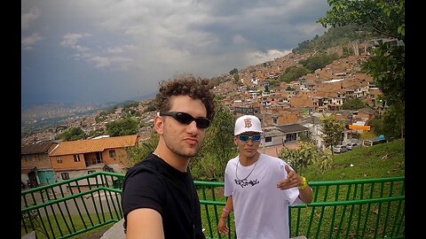 Deep in Medellin's Barrio!!🇨🇴