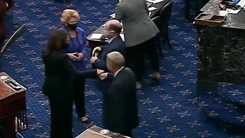 Lindsey Graham Gives Kamala Harris A Fist Bump On The Senate Floor