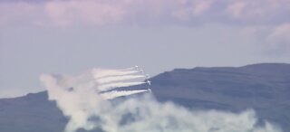 Thunderbirds do flyover as they head north