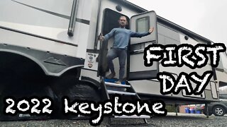 FIRST DAY in my 2022 Keystone 40 FOOT Fifth Wheel!!