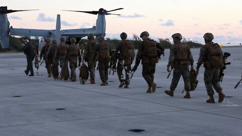 3d Marine Division conducts an air assault during LSE21