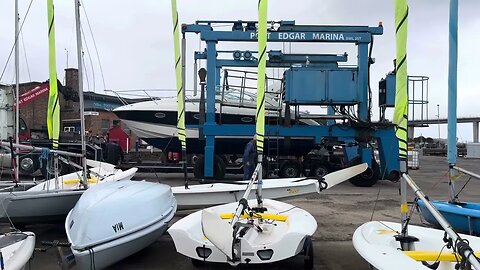 Fairline targa 30 getting lifted