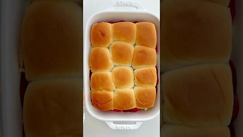 How to make Cherry Cheesecake Sliders! iambaker.net