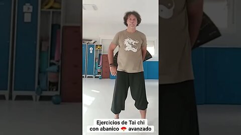 Ejercicios avanzados de Tai chi con abanico 1