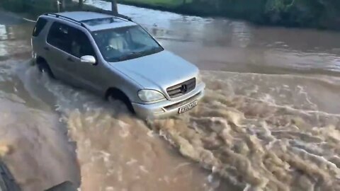 Rufford Ford || Vehicles vs DEEP water compilation-7