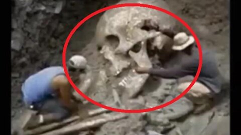 Giant "Human" Skeletons Mass Illuminati Cover-Up Documentary