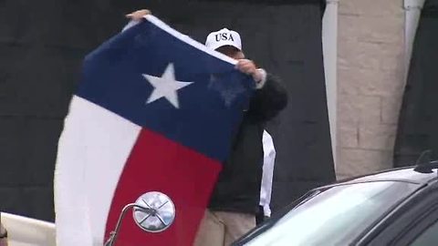 President Trump, first lady arrive in Texas to survey flood damage