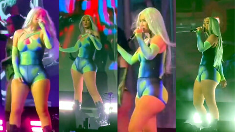 Iggy Azalea Performing "Fancy" 🎶