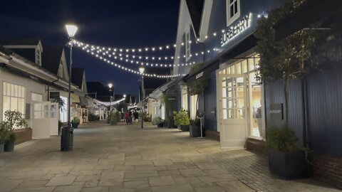 Bicester village at night