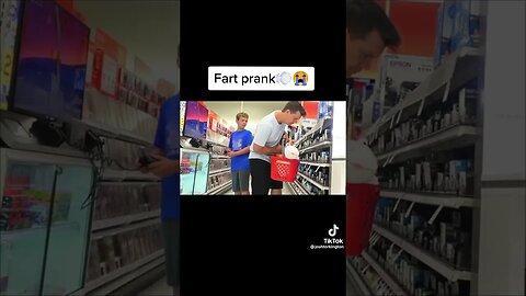 Fart prank 😁