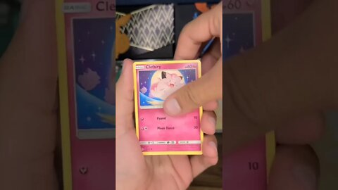 Abrindo um booster americano de hidden fates #pokemon #pokemontcg #short #pokemoncards