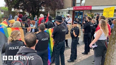 THE RESISTANCE ARRIVE AT THE BRISTOL DRAG QUEEN STORY HOUR GREETED BY MSM