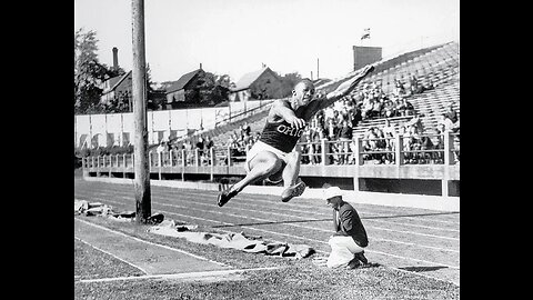 JESSE OWENS - 1936 OLYMPIC CHAMPION