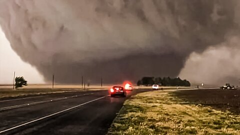 A monstrous tornado destroyed entire cities in the United States. Dozens of people were killed