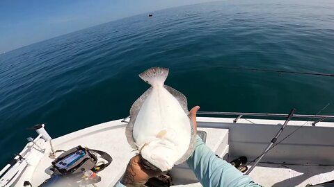 Catching Summer Time FLOUNDER with LIVE Mud Minnows